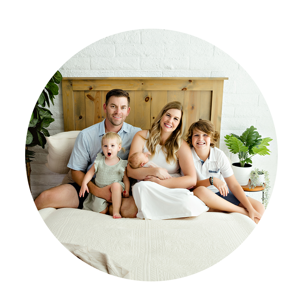 gilbert lifestyle in home newborn photography