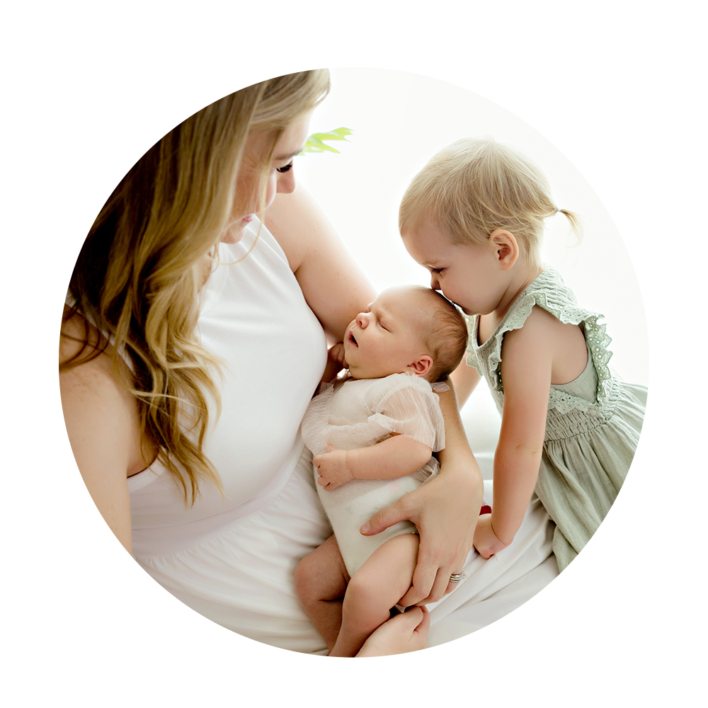 gilbert lifestyle in home newborn photography